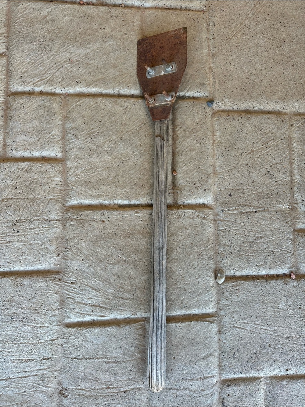 Rustic Metal Scraper with Wooden Handle - Brown